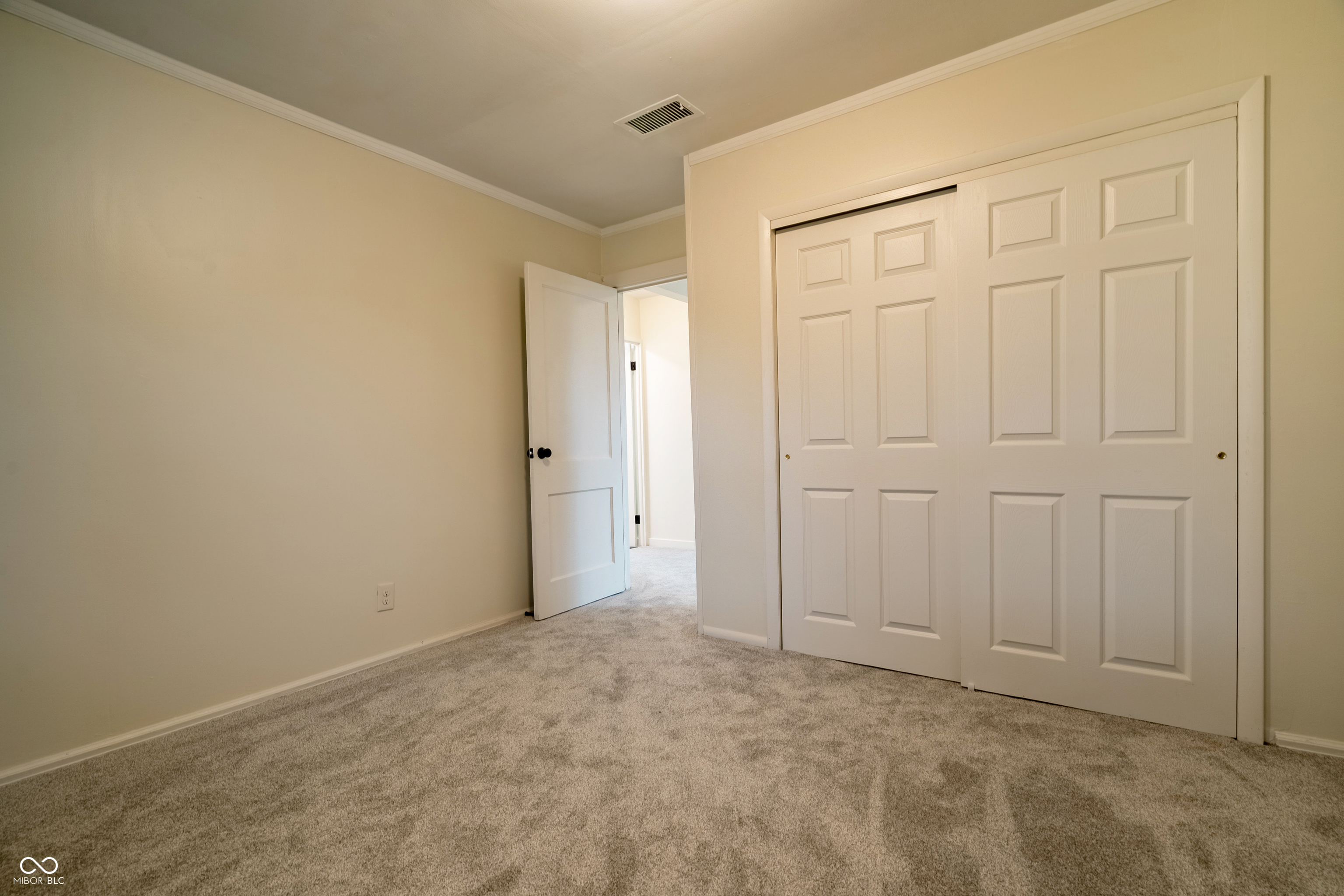 1821 East Stop 10 Road Indianapolis, IN 46227 - Photo 18 of 26