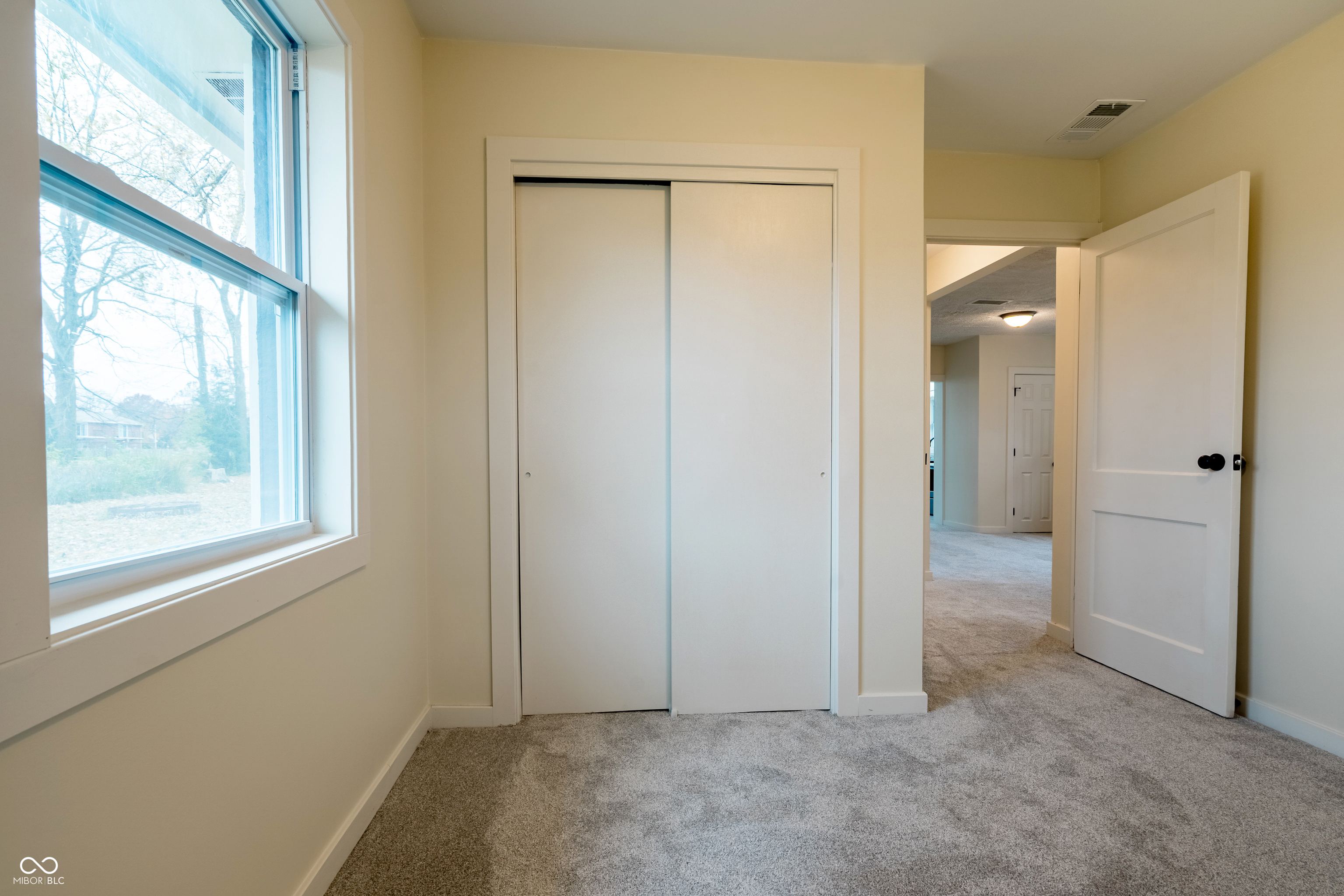 1821 East Stop 10 Road Indianapolis, IN 46227 - Photo 19 of 26