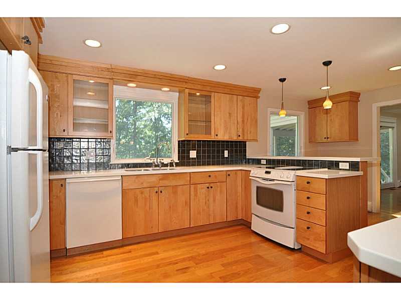 9 Cargill Road Cumberland, RI 02864 - Photo 2 of 25 Kitchen.
