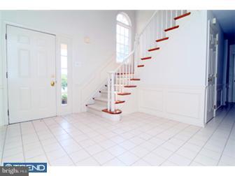 436 Waynesbrooke Road Berwyn, PA 19312 - Photo 3 of 12 Foyer