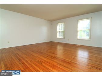 436 Waynesbrooke Road Berwyn, PA 19312 - Photo 4 of 12 Living Room