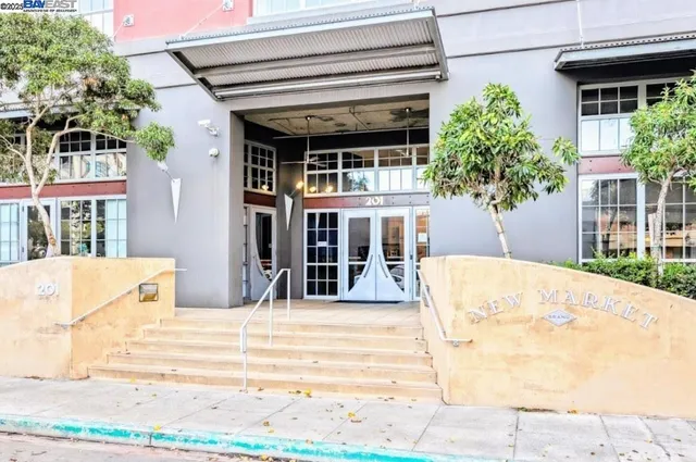 $628,888 | 201 4th Street, Unit 408, Oakland, CA 94607