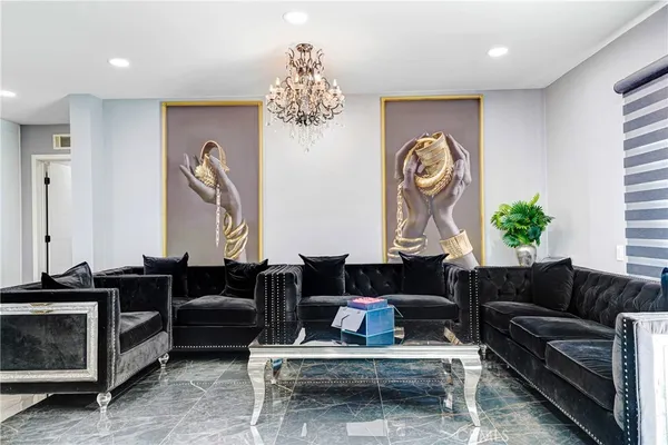 $1,299,999 | 21228 Merridy Street, Chatsworth, CA 91311