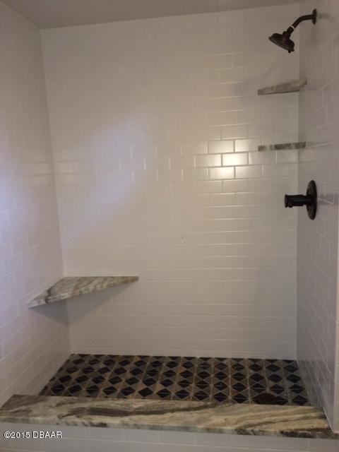 6074 Rutters Road Port Orange, FL 32127 - Photo 25 of 30 shower