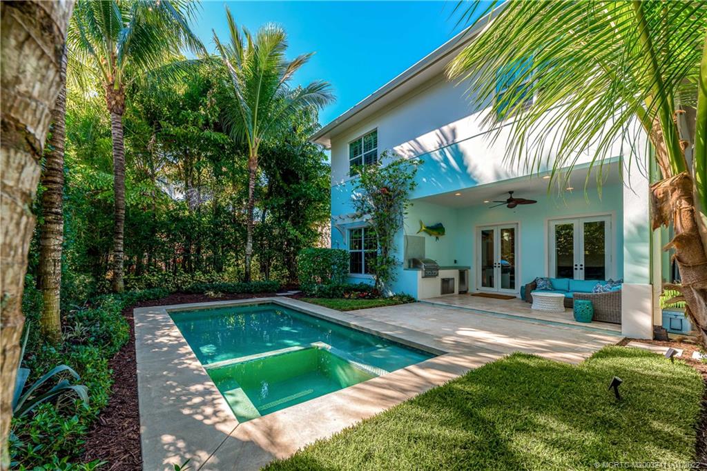 213 Coconut Avenue Stuart, FL 34996 - Photo 25 of 27 Gallery Image 25