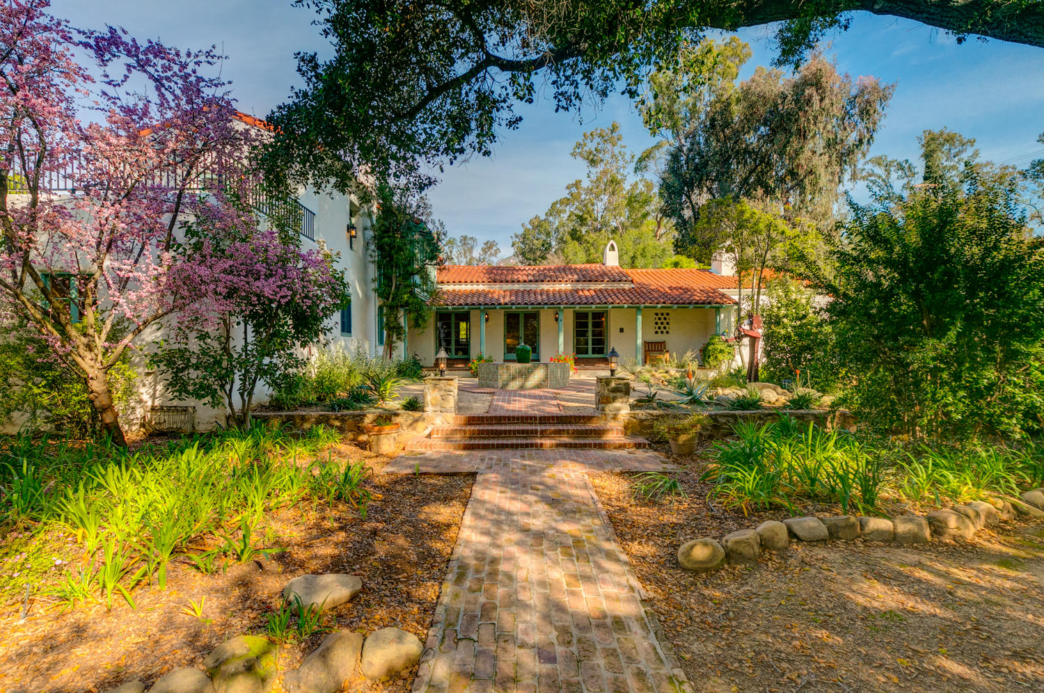 701 Foothill Road Ojai, CA 93023 - Photo 7 of 40 TwoFishDigital_701Foothill-5