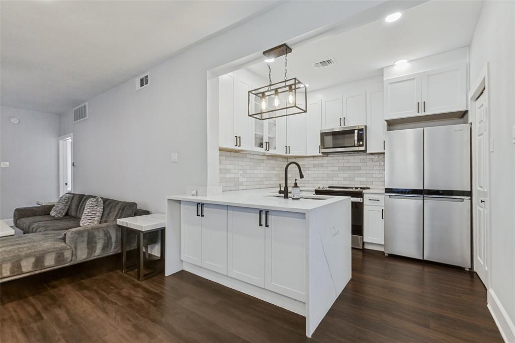 12660 Hillcrest Road, Unit 8101 Dallas, TX 75230 - Photo 4 of 13 Gallery Image 4