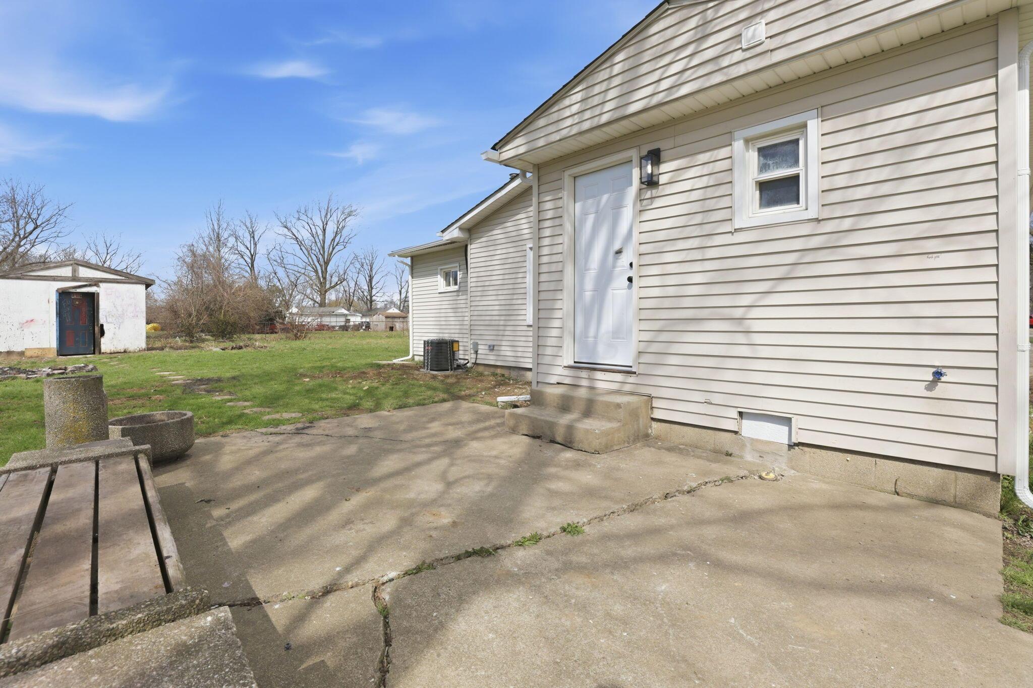 1127 Rumsey Road Columbus, OH 43207 - Photo 29 of 33