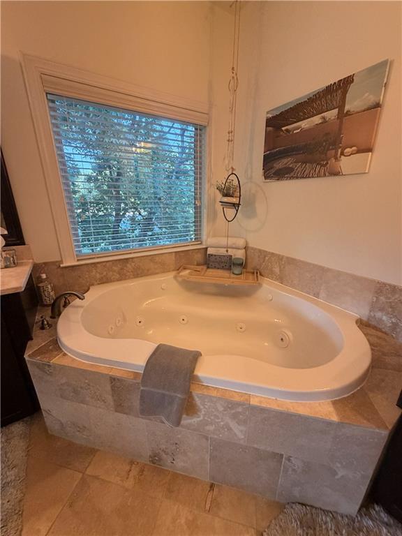 3151 Osborne Road Northeast Brookhaven, GA 30319 - Photo 25 of 54 a bathroom with a tub