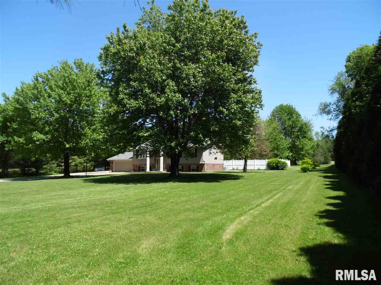 15744 Herberger Road Mackinaw, IL 61755 - Photo 4 of 35