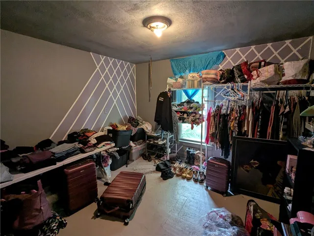 $64,900 | 77 Roycroft Drive, Rochester, NY 14621