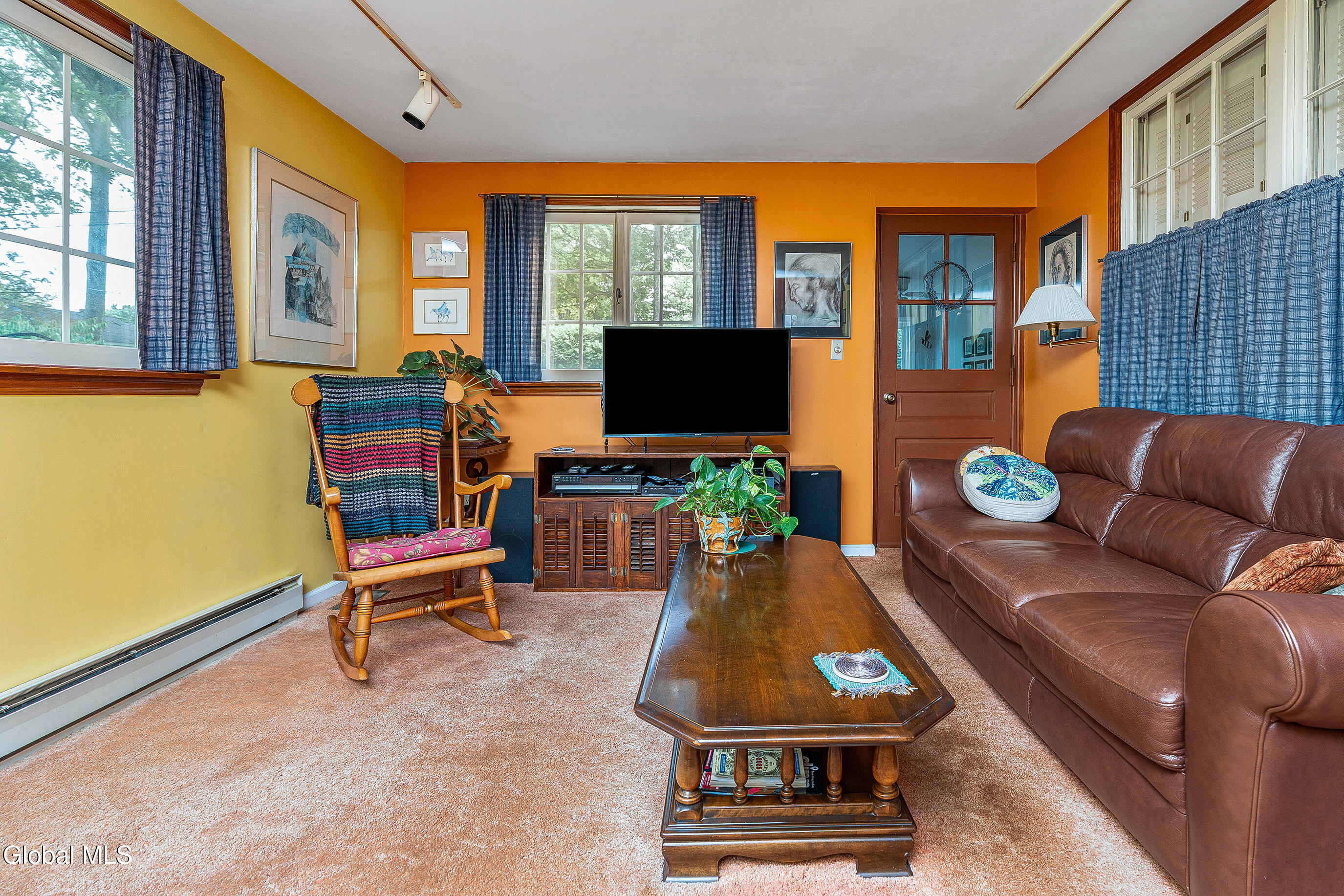 214 Winne Road Bethlehem, NY 12054 - Photo 15 of 42 017-214-Winne-Rd