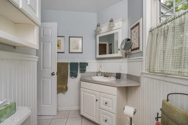 $505,000 | 214 Winne Road, Bethlehem, NY 12054