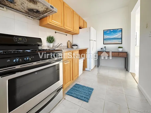 $309,000 | 78-16 147th Street, Unit 3C | Kew Gardens Hills