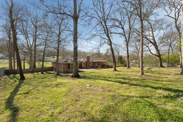 $975,000 | 712 Clematis Drive, Nashville, TN 37205