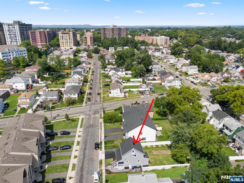 240 Berry Street Hackensack, NJ 07601 - Photo 23 of 25 an aerial view of multiple house