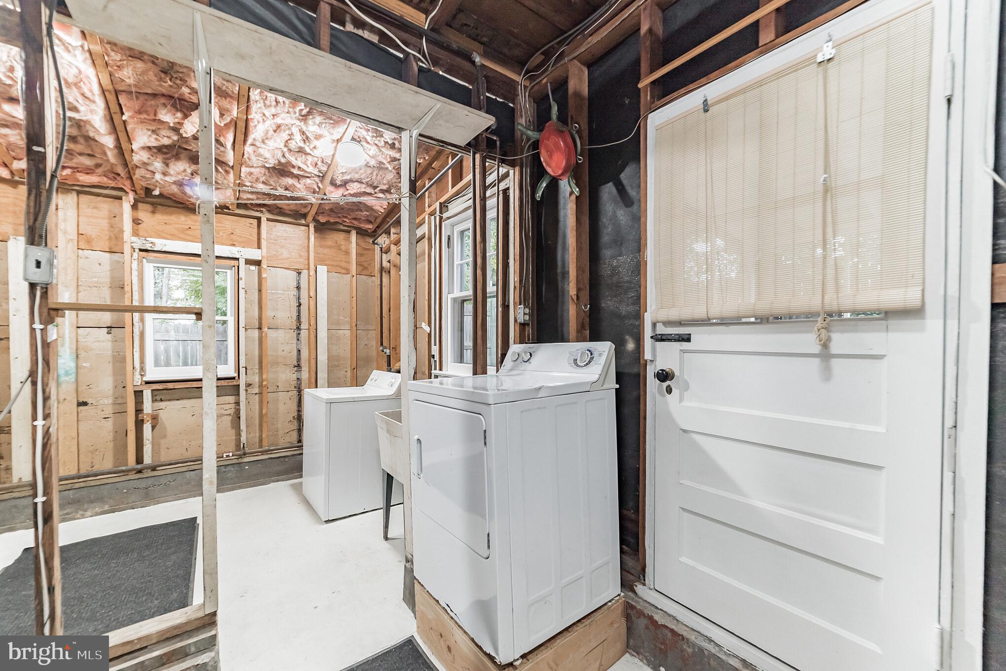 818 Tanley Road Silver Spring, MD 20904 - Photo 23 of 31 Laundry room with door to screened porch