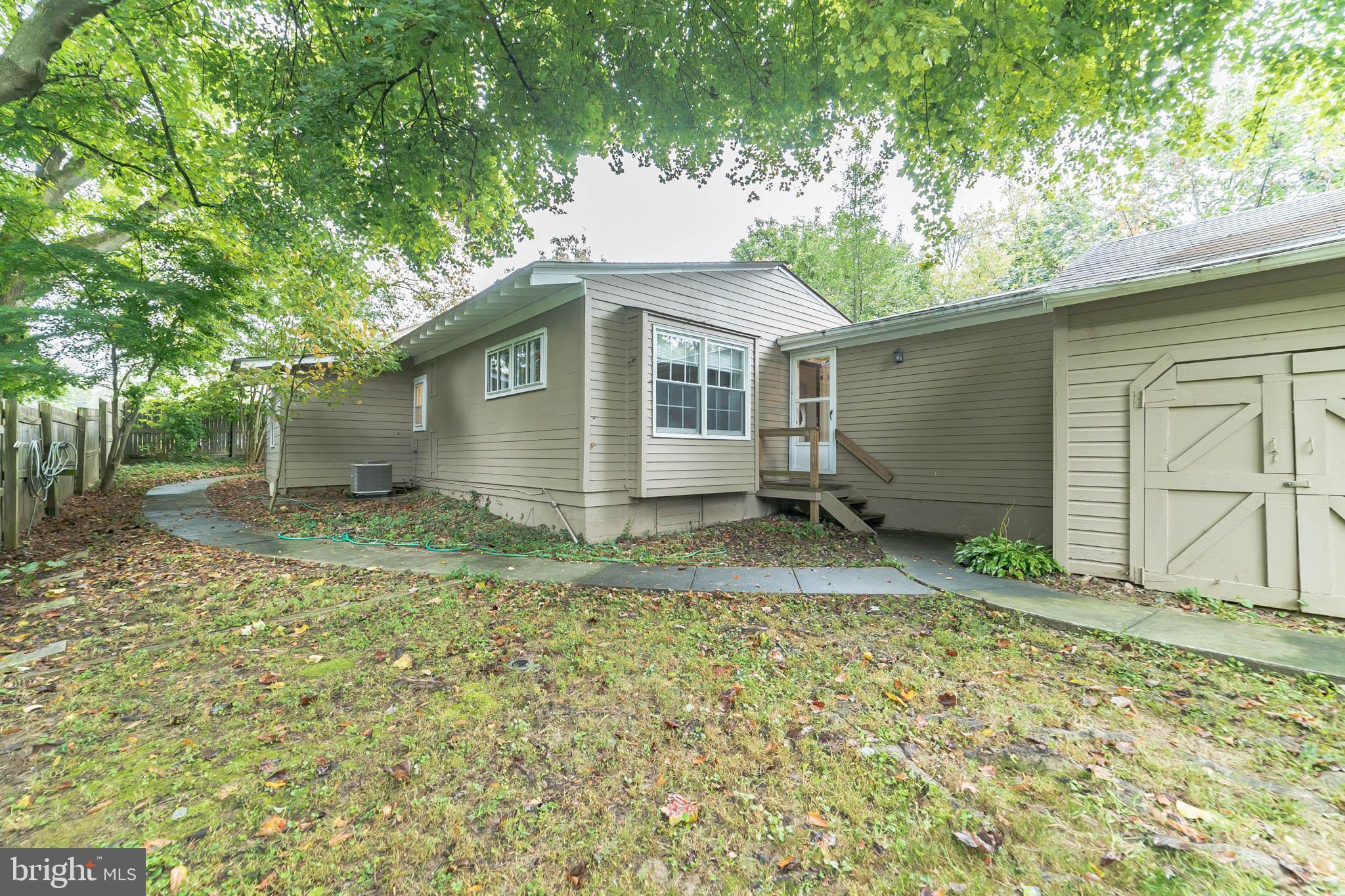 818 Tanley Road Silver Spring, MD 20904 - Photo 24 of 31 Rear entrance