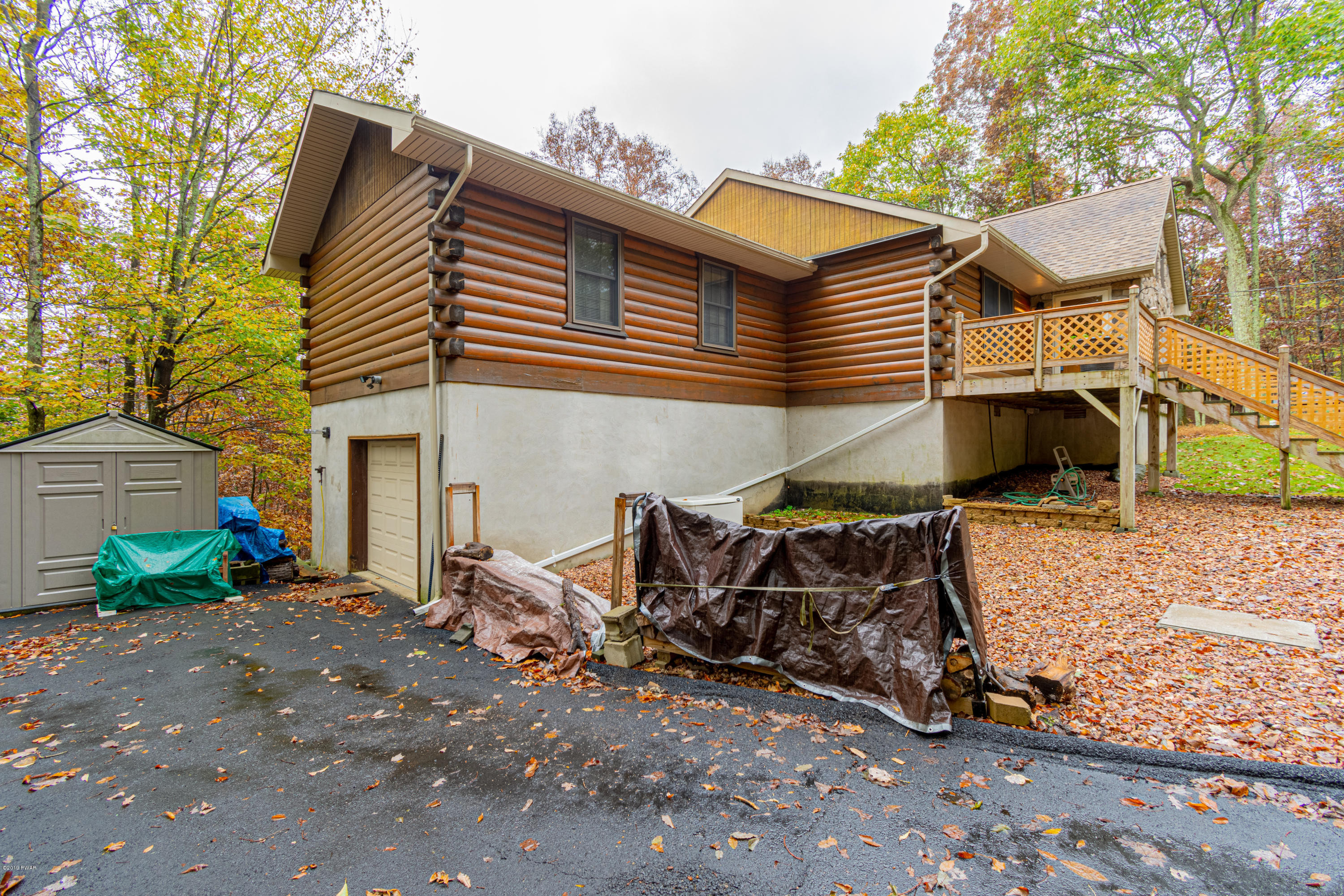164 Chipmunk Road Bushkill, PA 18324 - Photo 16 of 16 164 Chhipmunk-15