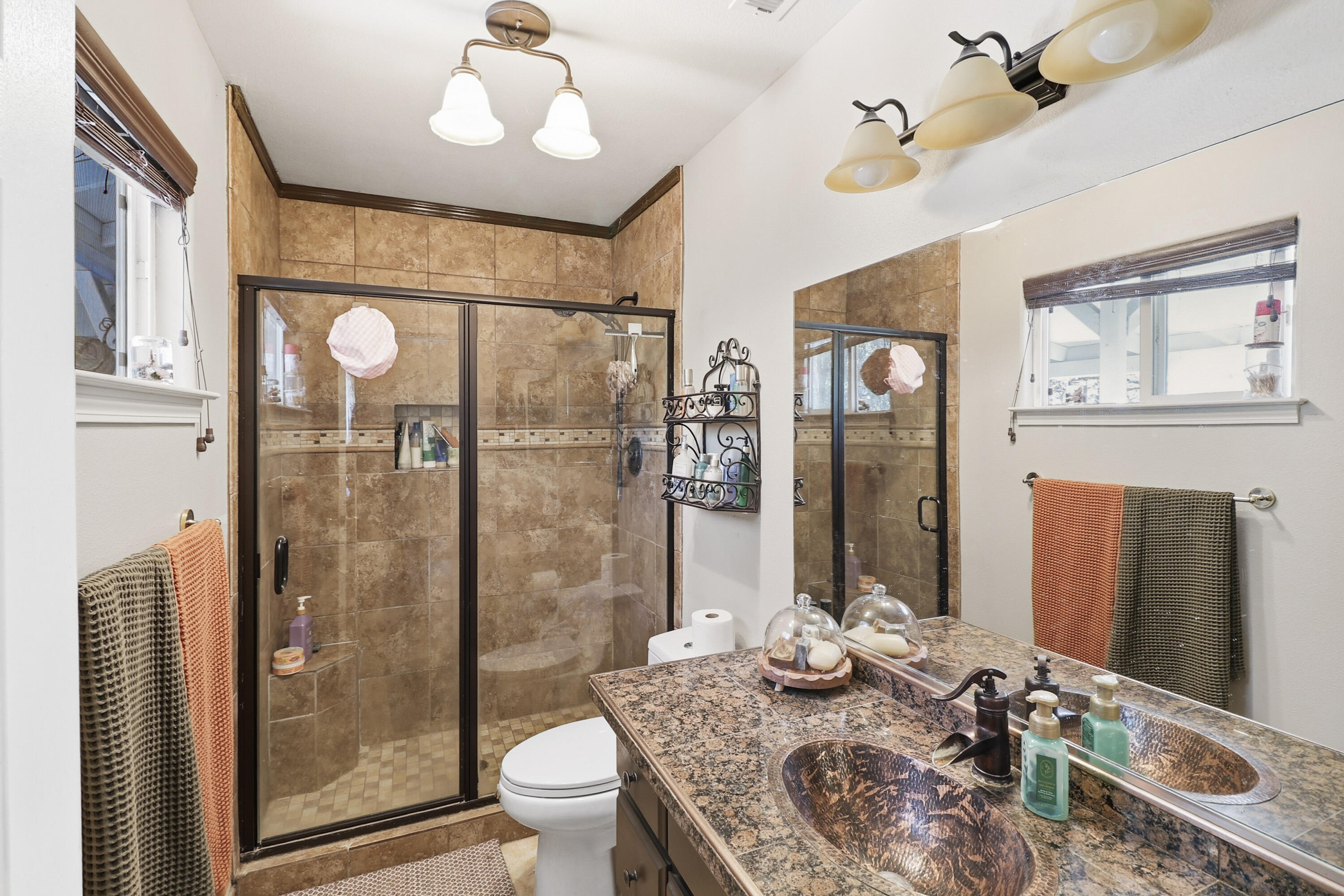 5094 Wilson Hill Road Manton, CA 96059 - Photo 16 of 35 PRIMARY BATHROOM