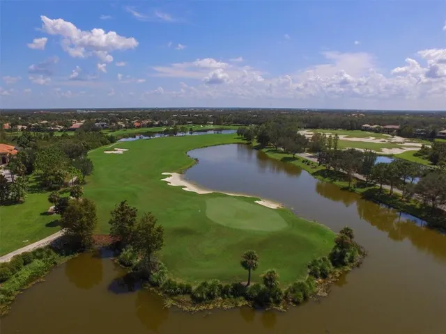 $895,000 | 7753 US Open Loop, Lakewood Ranch, FL 34202
