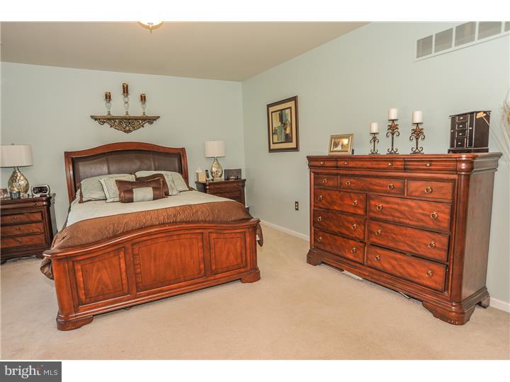 902 Spring City Road Phoenixville, PA 19460 - Photo 17 of 24 Bedroom - Main