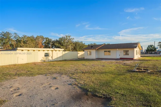 $2,250 | 1705 Highway 37, Mulberry, FL 33860