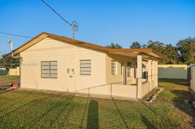 $2,250 | 1705 Highway 37, Mulberry, FL 33860