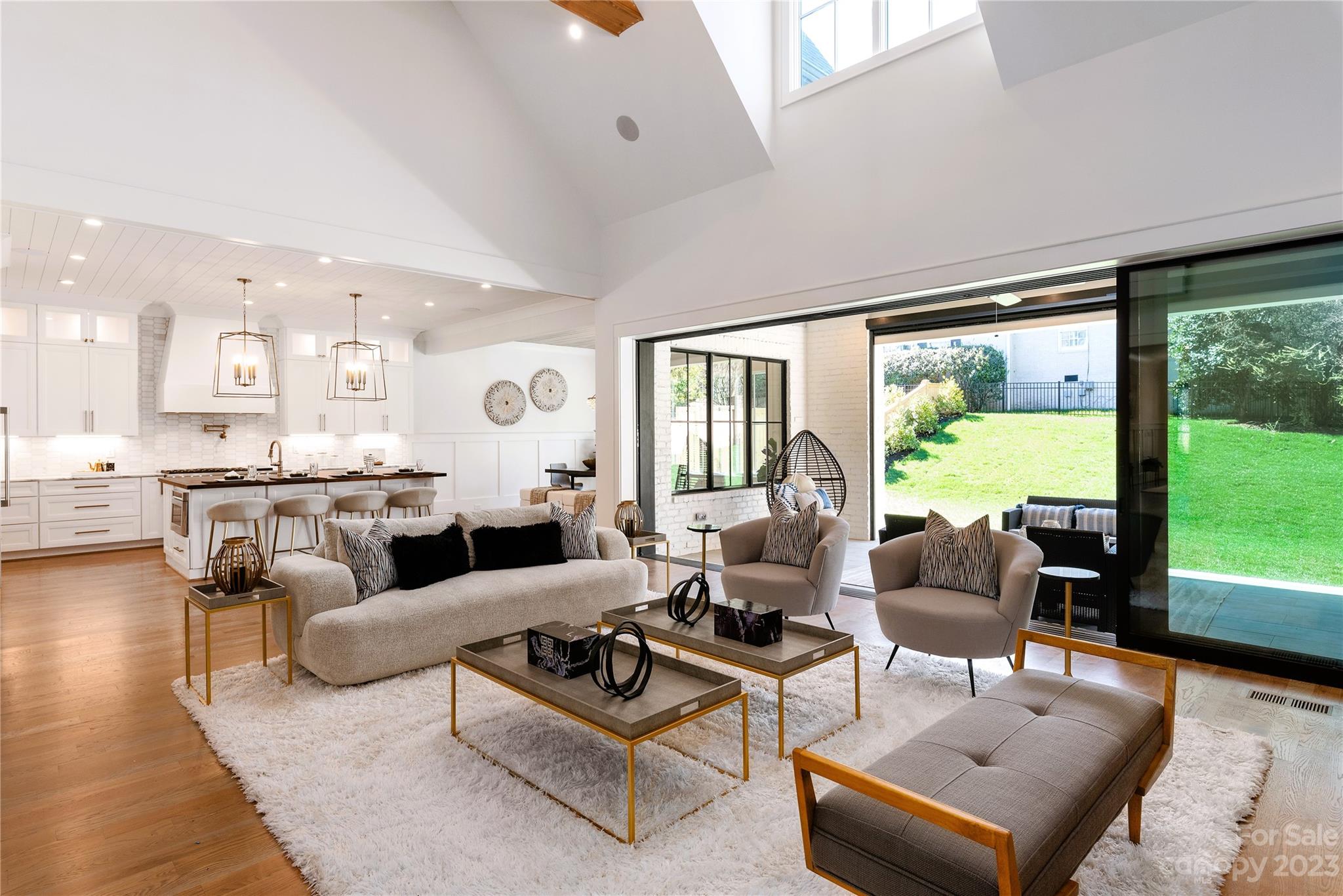 2930 Colony Road Charlotte, NC 28211 - Photo 2 of 42 Gallery Image 2