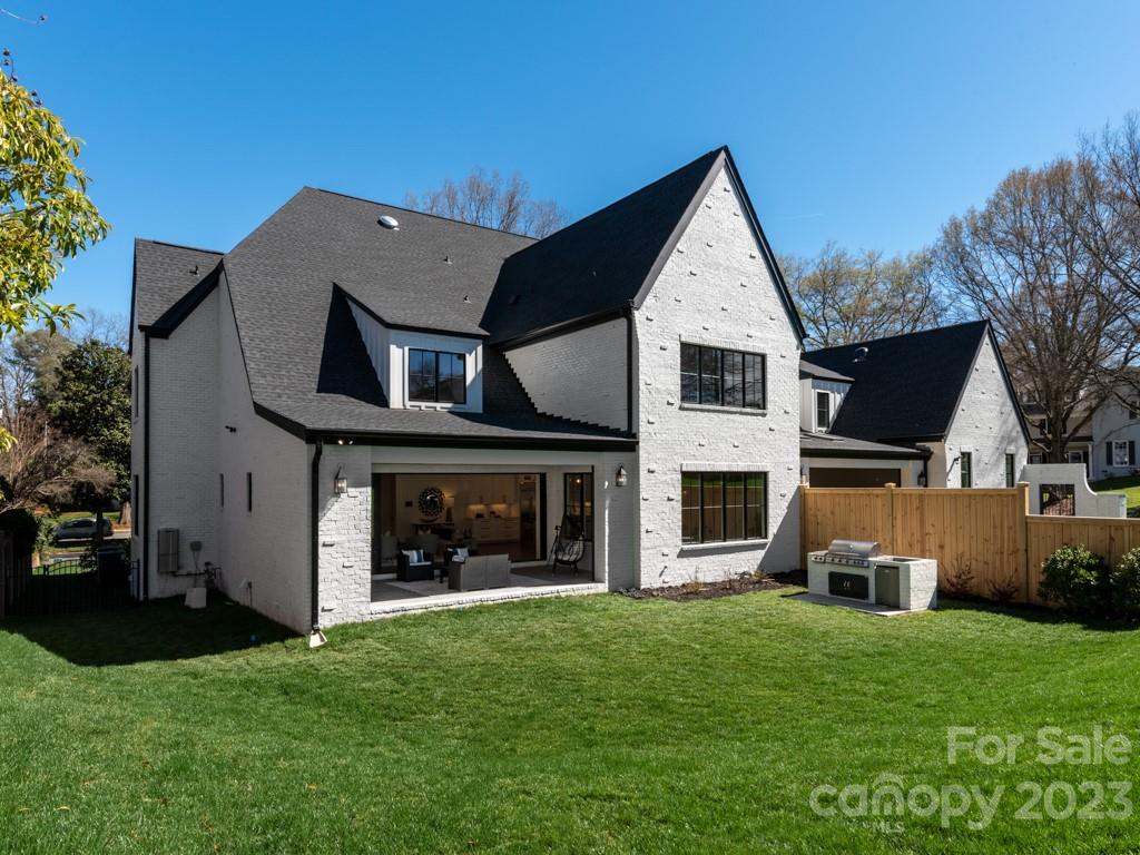 2930 Colony Road Charlotte, NC 28211 - Photo 6 of 42 Gallery Image 6