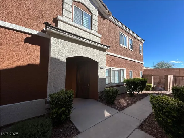 $309,000 | 9303 Gilcrease Avenue, Unit 1131, Las Vegas, NV 89149