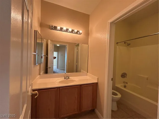 $309,000 | 9303 Gilcrease Avenue, Unit 1131, Las Vegas, NV 89149