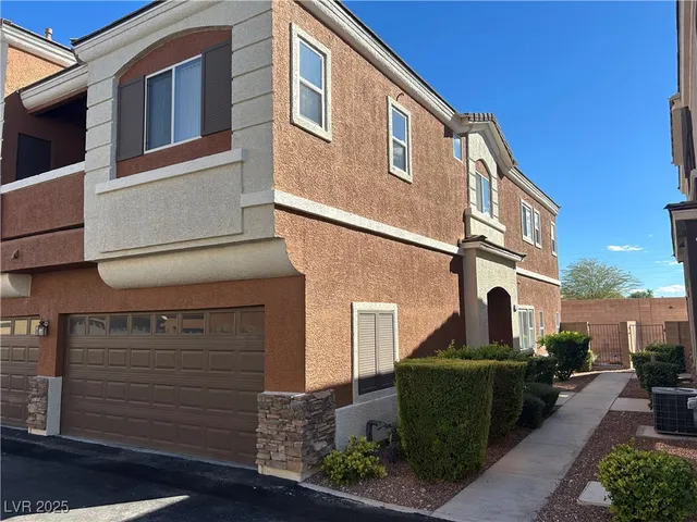 $309,000 | 9303 Gilcrease Avenue, Unit 1131, Las Vegas, NV 89149