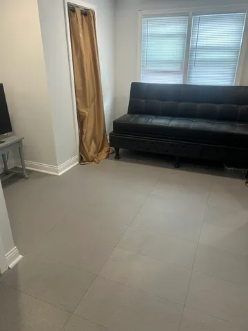 $365,000 | 2816 West 85th Street, Chicago, IL 60652