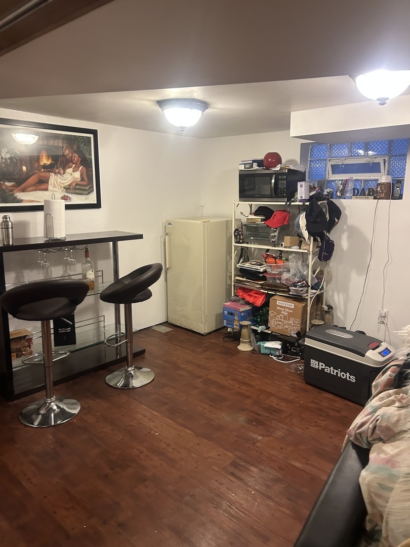 2816 West 85th Street Chicago, IL 60652 - Photo 17 of 22 a view of a room with gym equipment