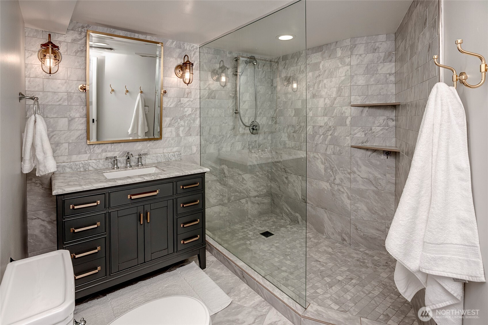 5205 West Mercer Place Mercer Island, WA 98040 - Photo 30 of 40