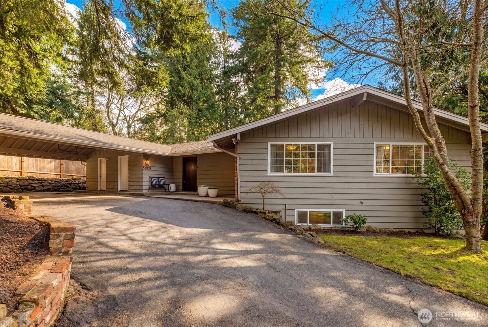 5205 West Mercer Place Mercer Island, WA 98040 - Photo 35 of 40
