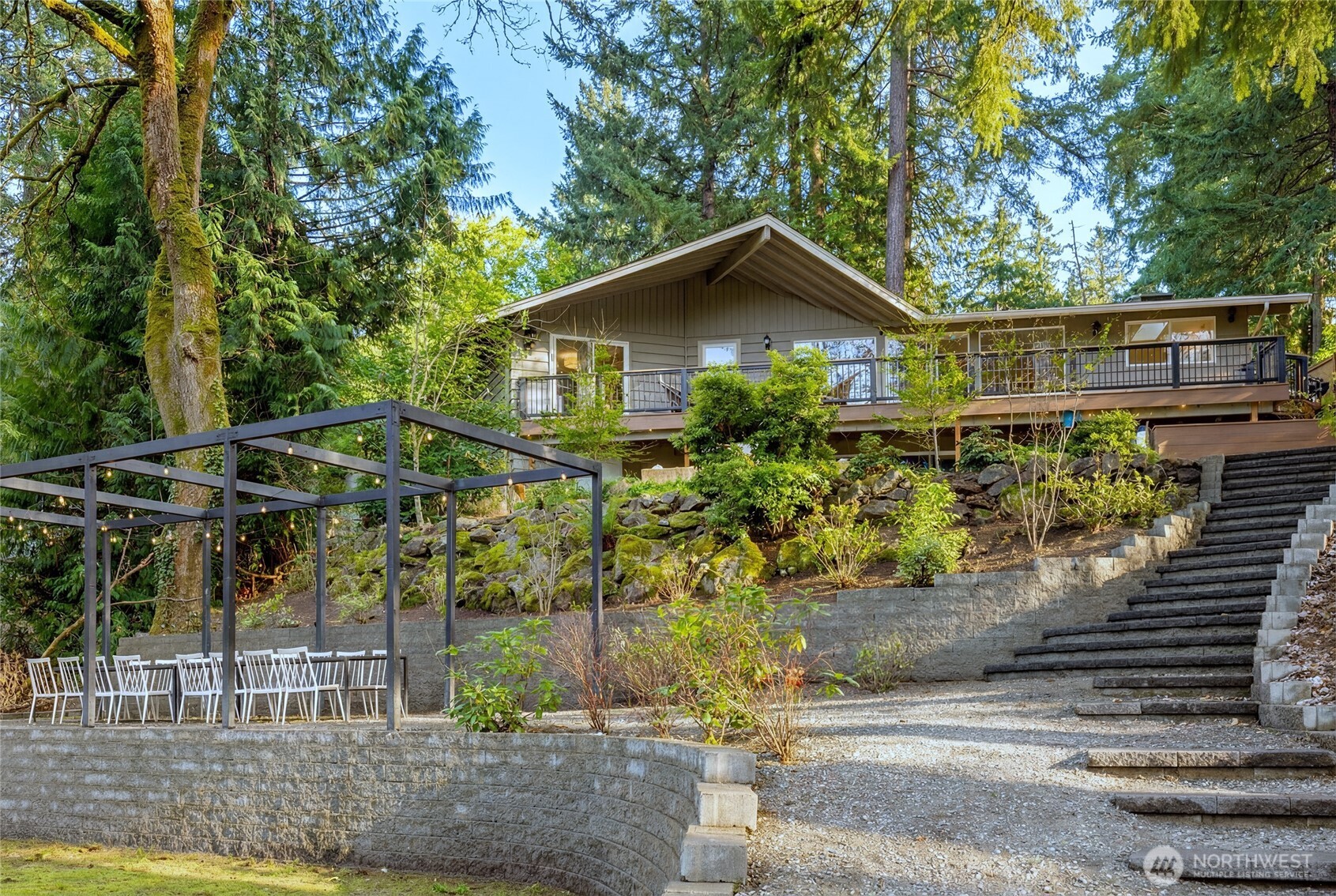 5205 West Mercer Place Mercer Island, WA 98040 - Photo 37 of 40