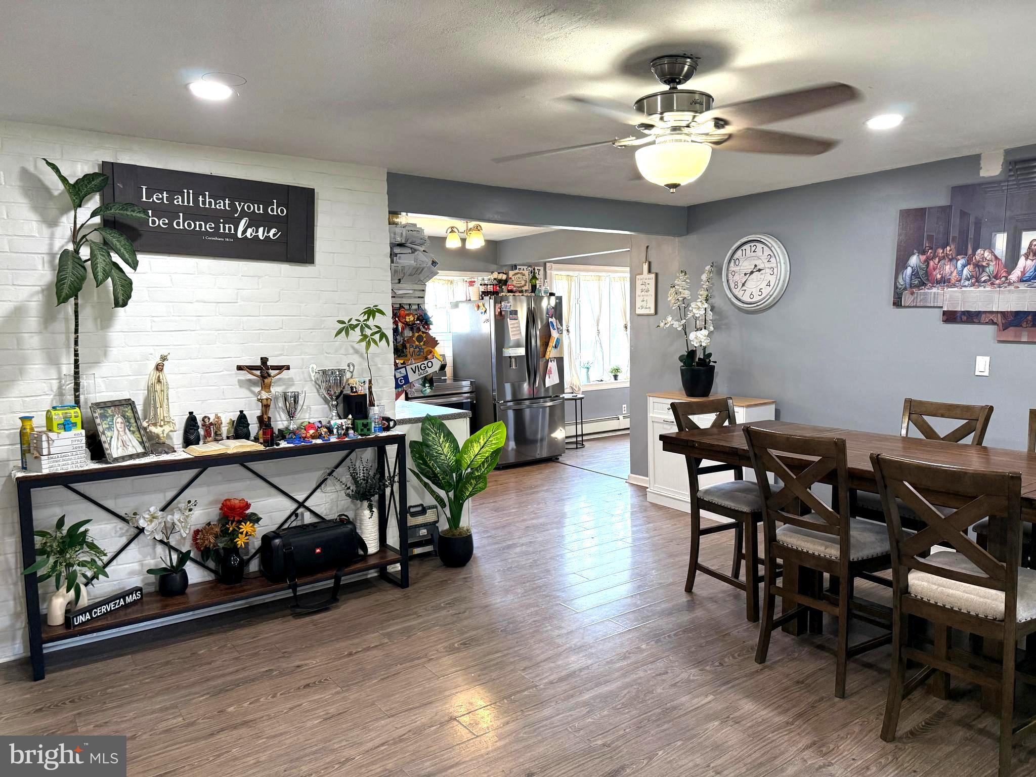 25 Goldengate Road Levittown, PA 19057 - Photo 17 of 36