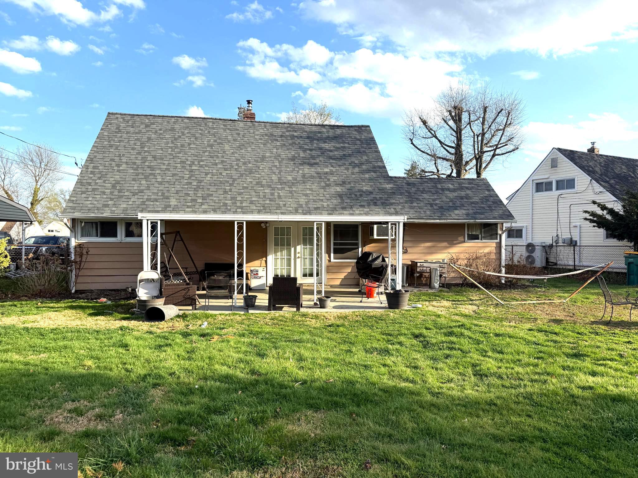 25 Goldengate Road Levittown, PA 19057 - Photo 32 of 36