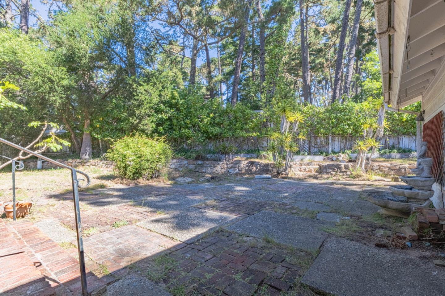 4083 Sunridge Road Pebble Beach, CA 93953 - Photo 12 of 34