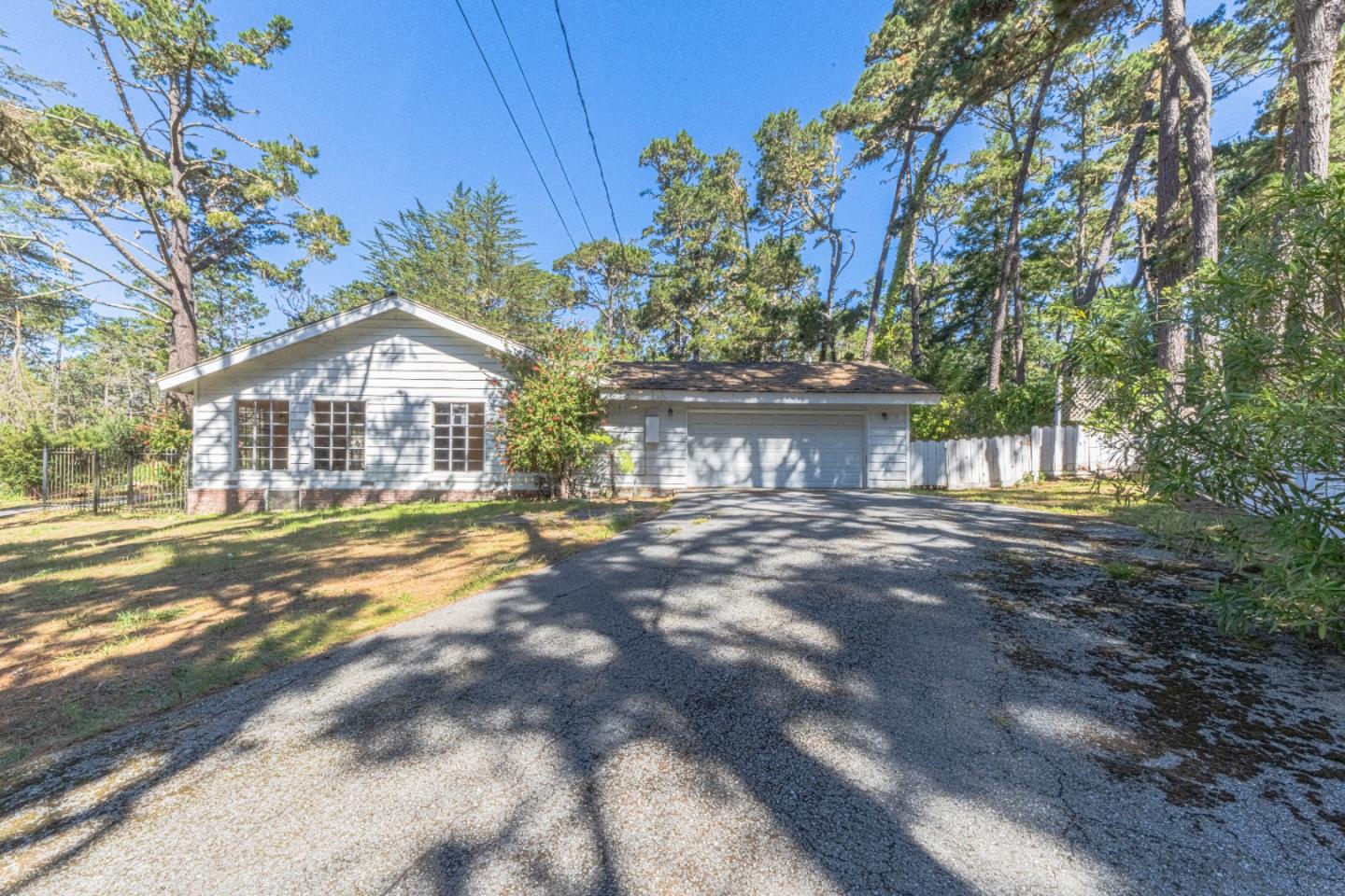 4083 Sunridge Road Pebble Beach, CA 93953 - Photo 4 of 34