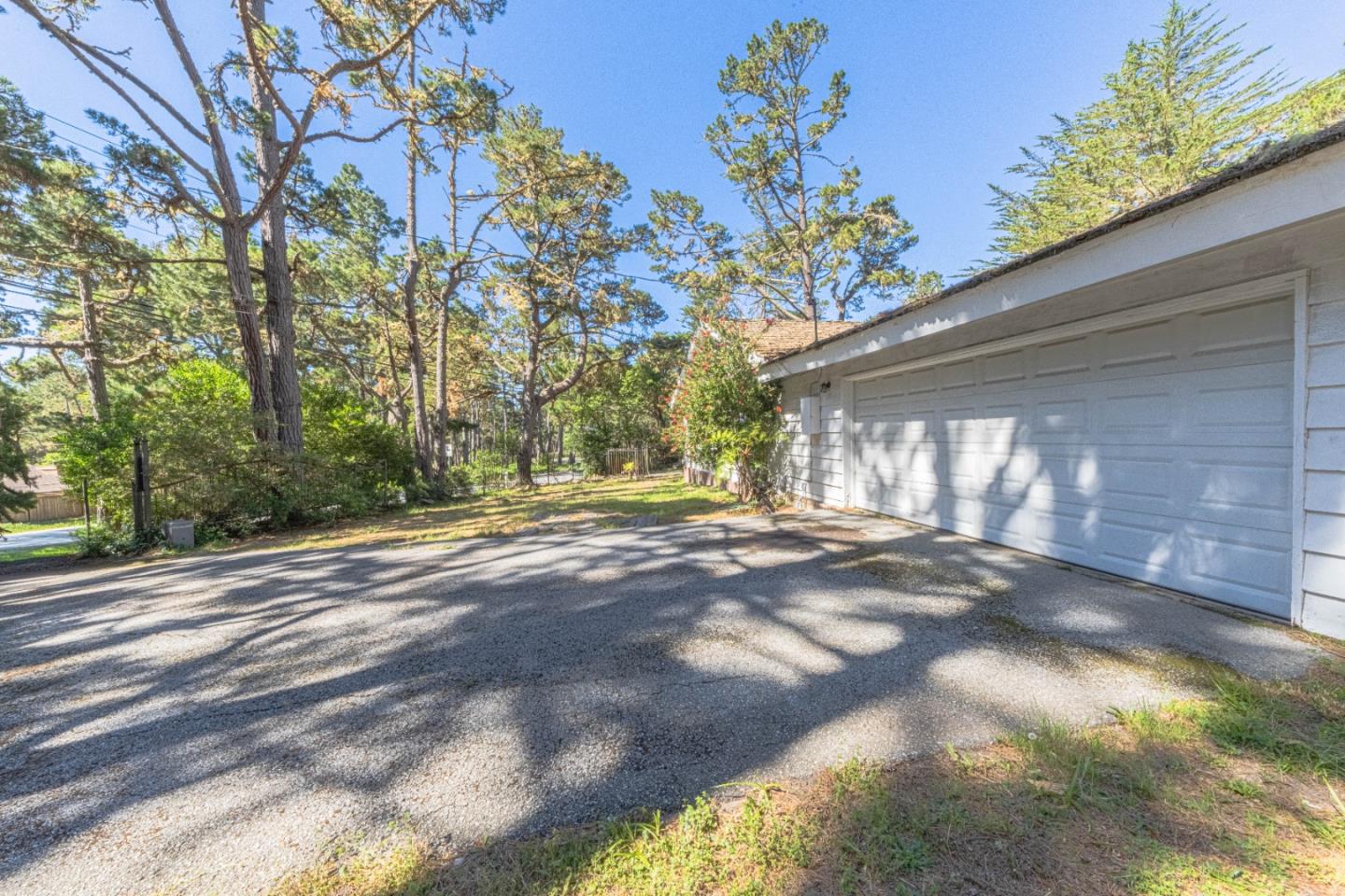 4083 Sunridge Road Pebble Beach, CA 93953 - Photo 5 of 34