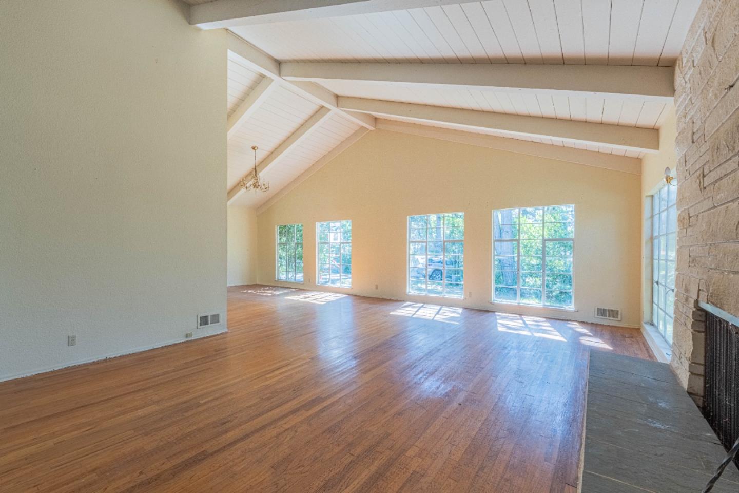 4083 Sunridge Road Pebble Beach, CA 93953 - Photo 7 of 34