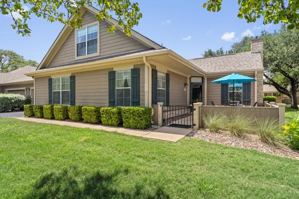 $299,500 | 30 Wildwood Drive, Unit 184, Georgetown, TX 78633