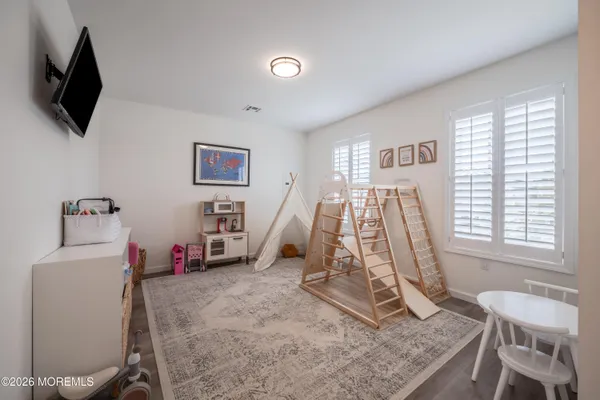 $869,000 | 7 West Thames Road, Little Egg Harbor, NJ 08087