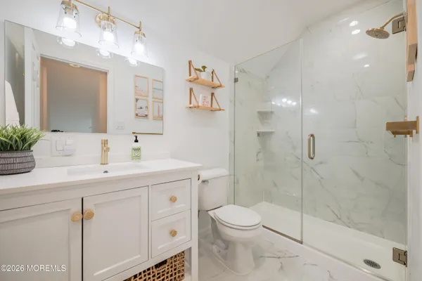 $869,000 | 7 West Thames Road, Little Egg Harbor, NJ 08087