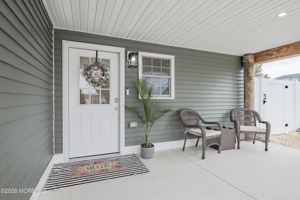 $869,000 | 7 West Thames Road, Little Egg Harbor, NJ 08087
