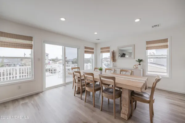 $869,000 | 7 West Thames Road, Little Egg Harbor, NJ 08087