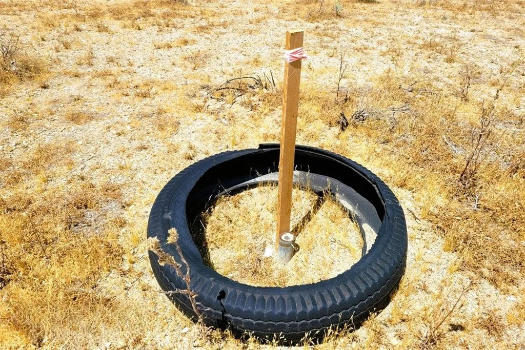 7 Beekley Road Phelan, CA 92371 - Photo 14 of 15 Marker Close-up